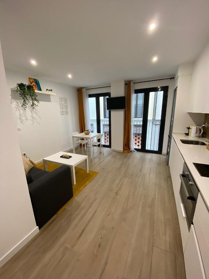 Apartamentos Mercado Central バレンシア エクステリア 写真