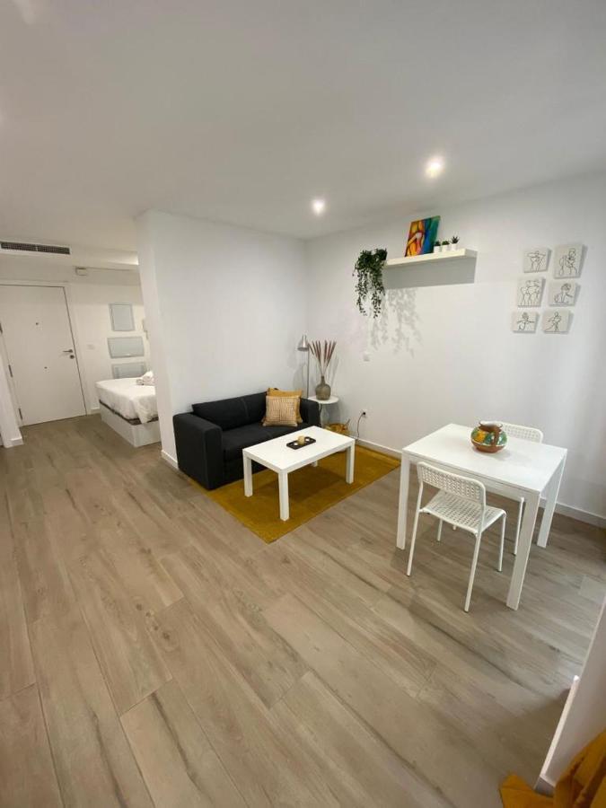 Apartamentos Mercado Central バレンシア エクステリア 写真